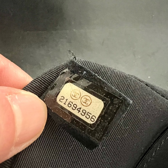 Chanel le boy Medium bag - Picture 6 of 11